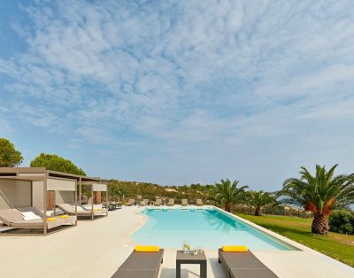 Villa Corina